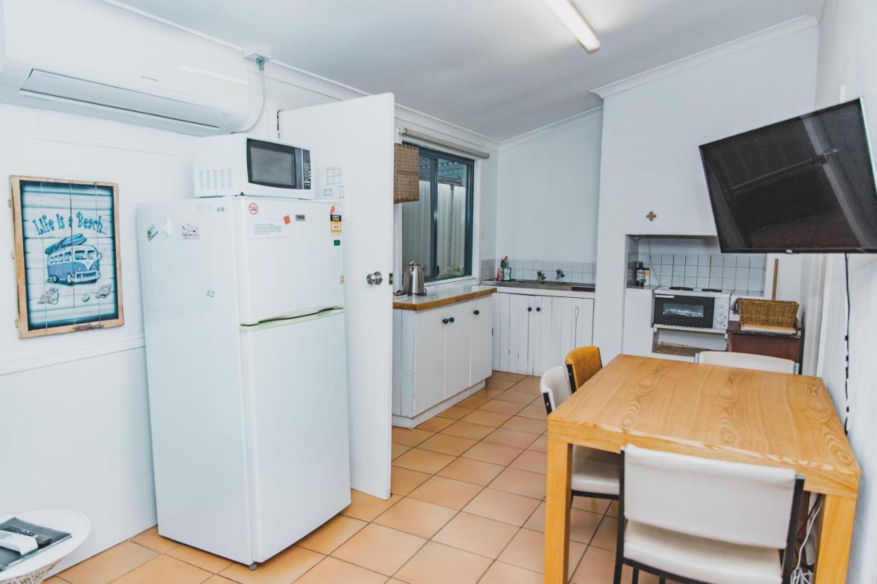 Dongara Hotel Motel Extérieur photo