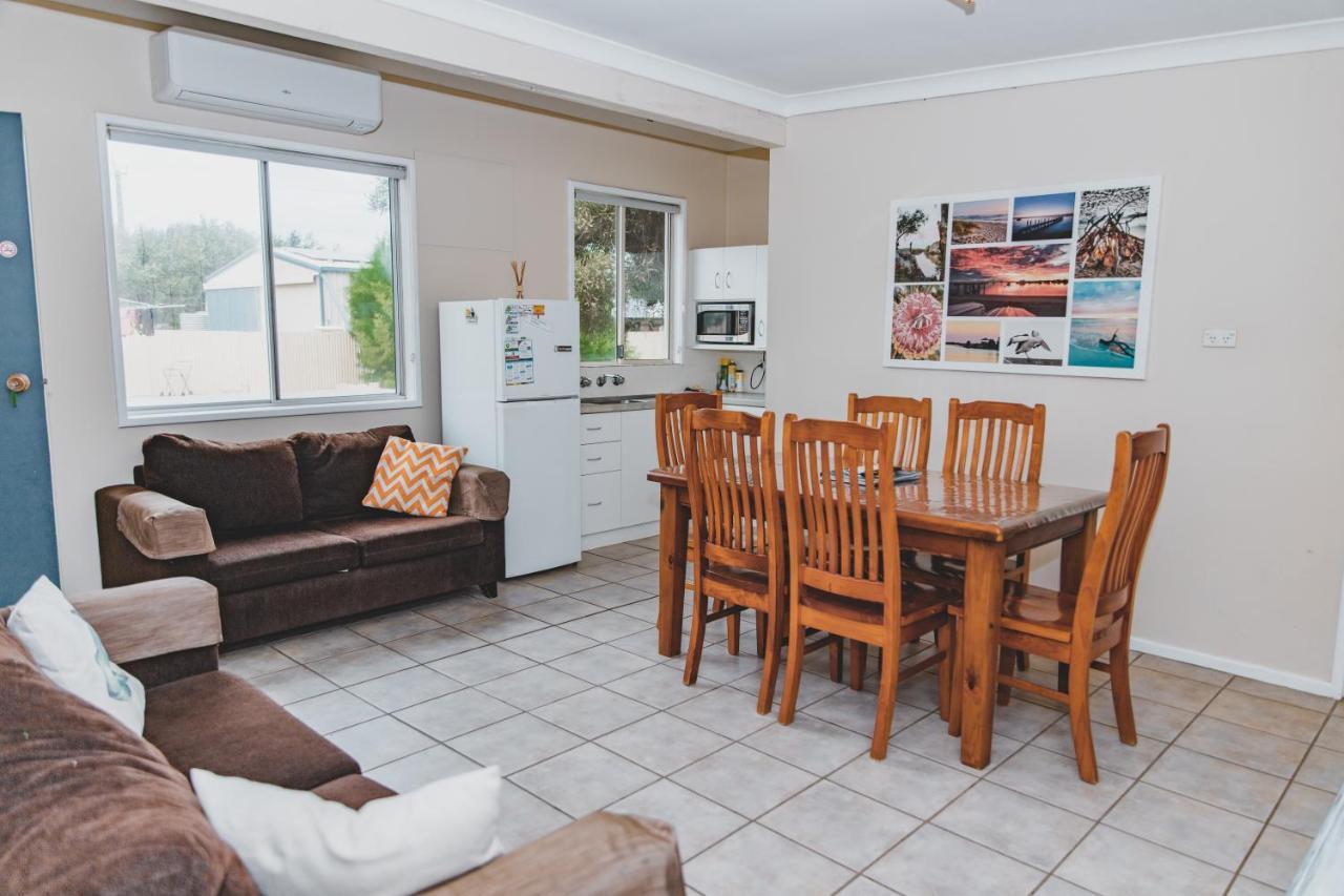 Dongara Hotel Motel Extérieur photo
