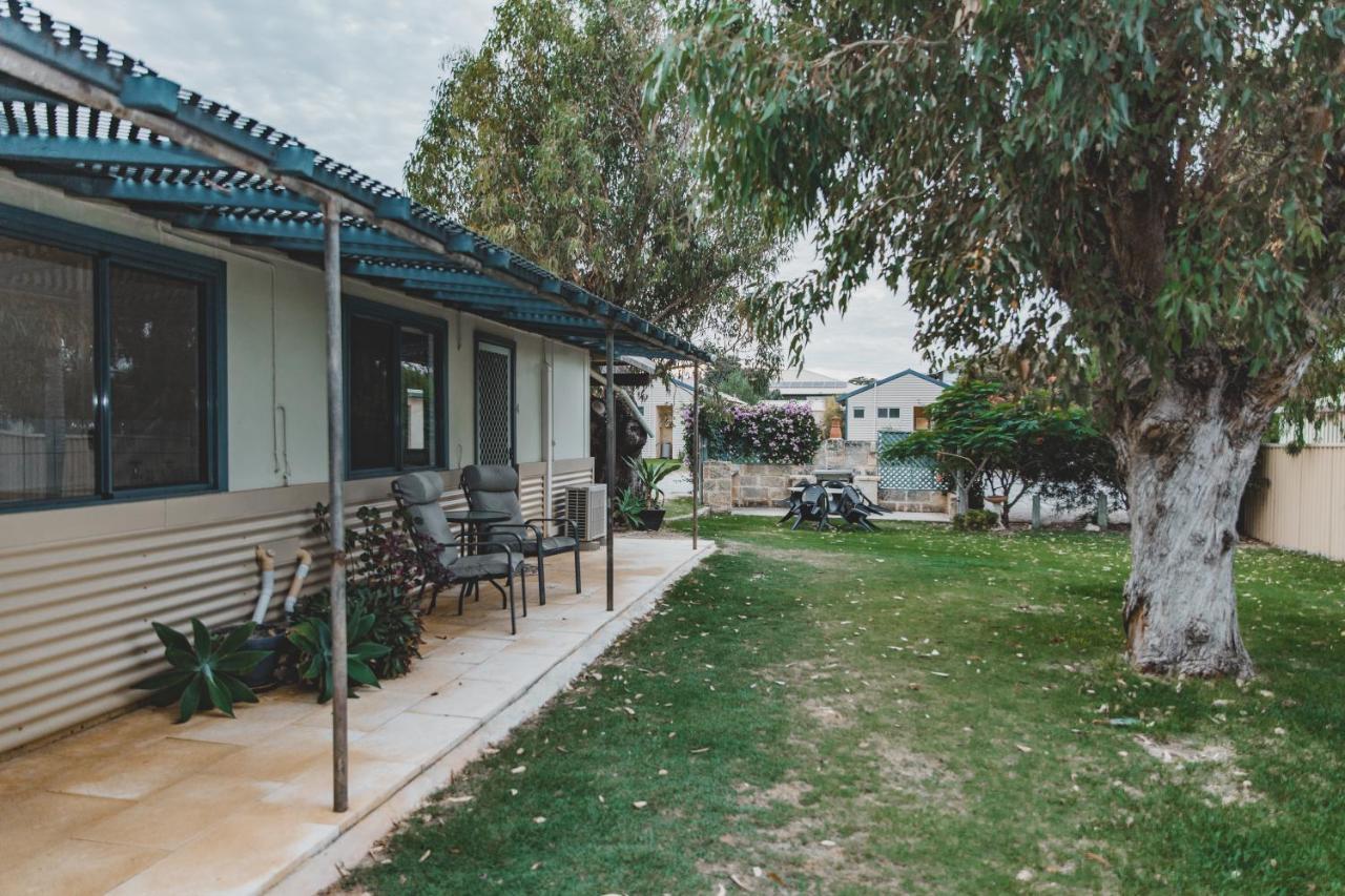 Dongara Hotel Motel Extérieur photo
