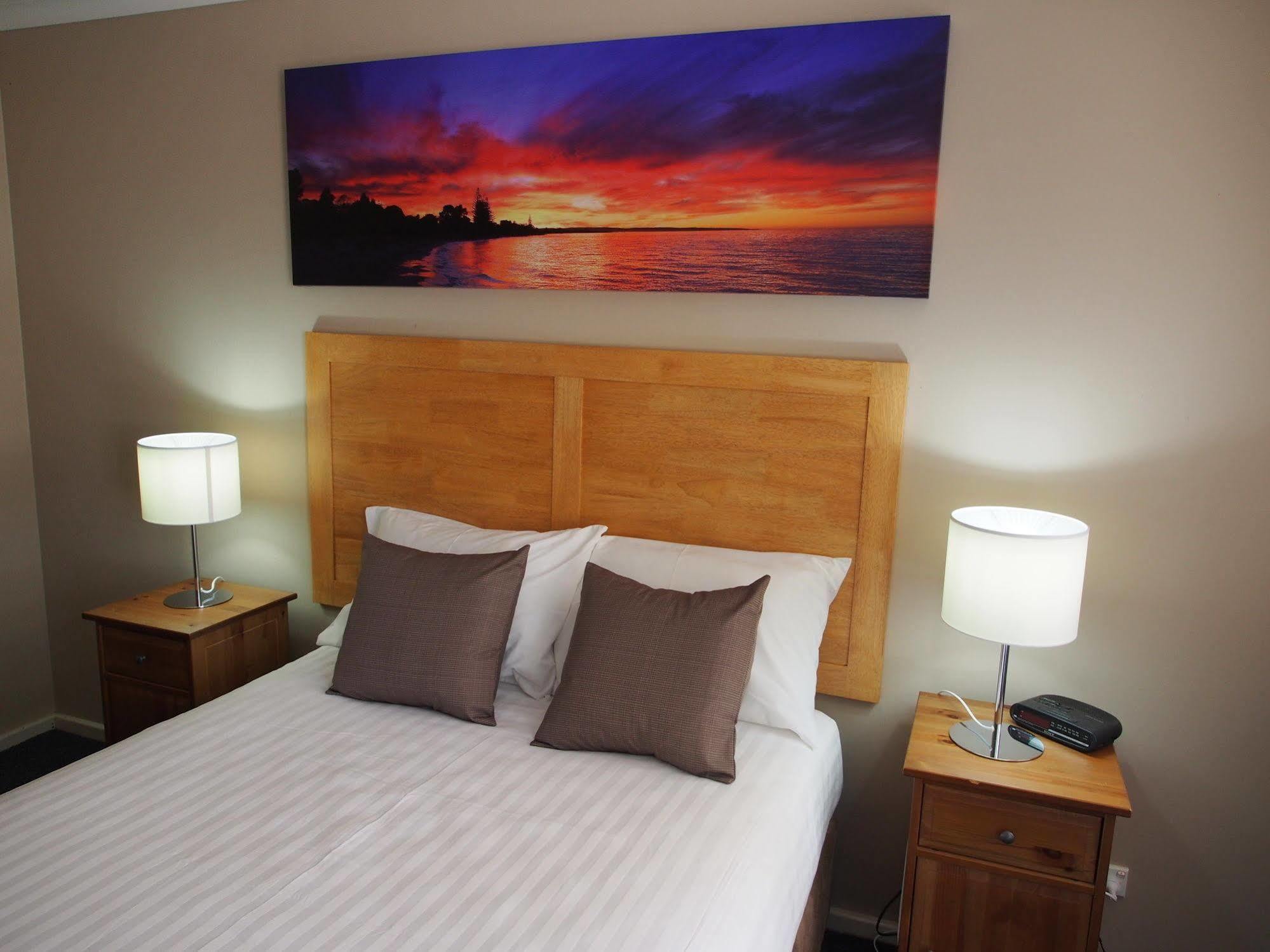 Dongara Hotel Motel Extérieur photo
