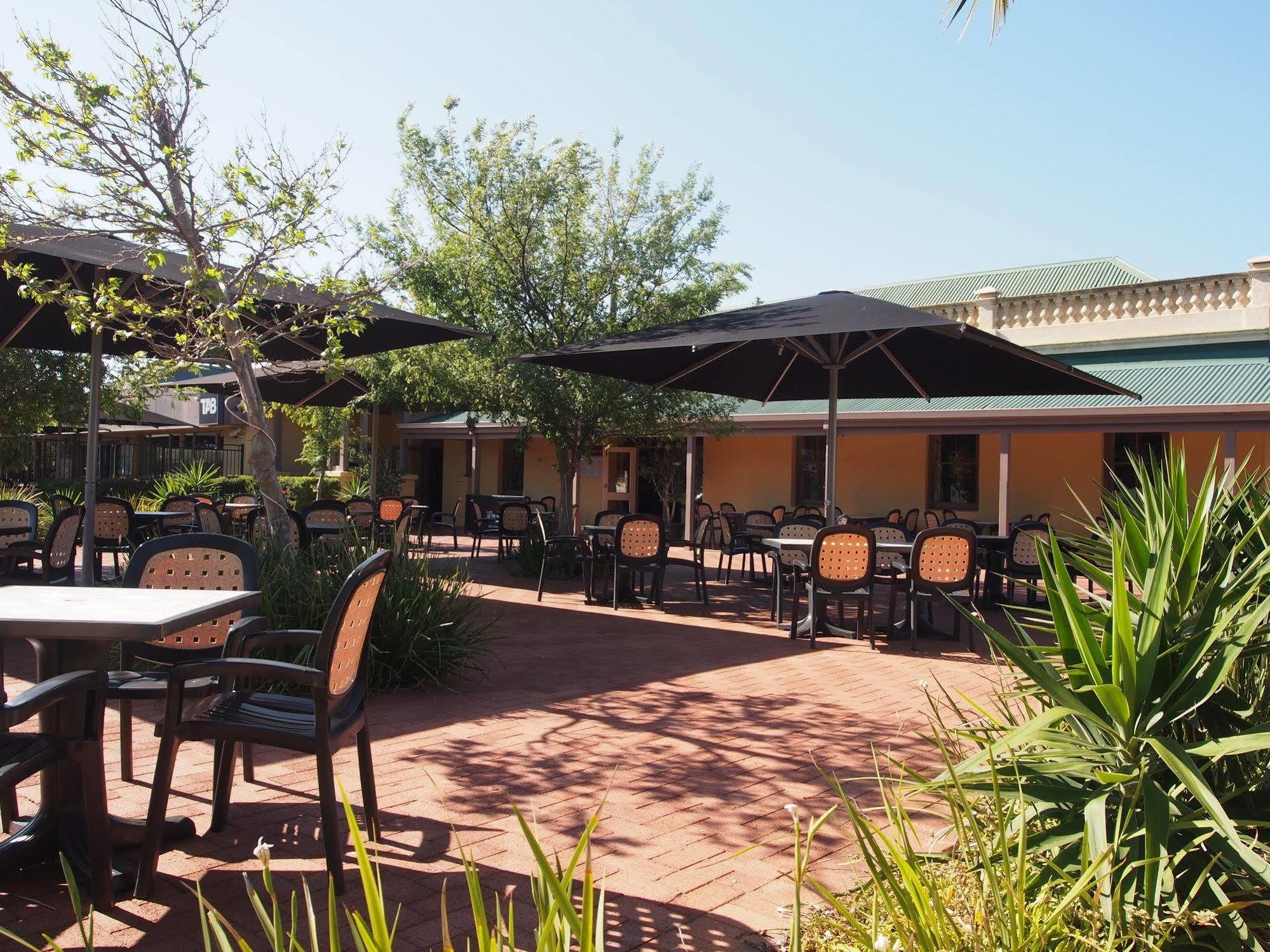 Dongara Hotel Motel Extérieur photo